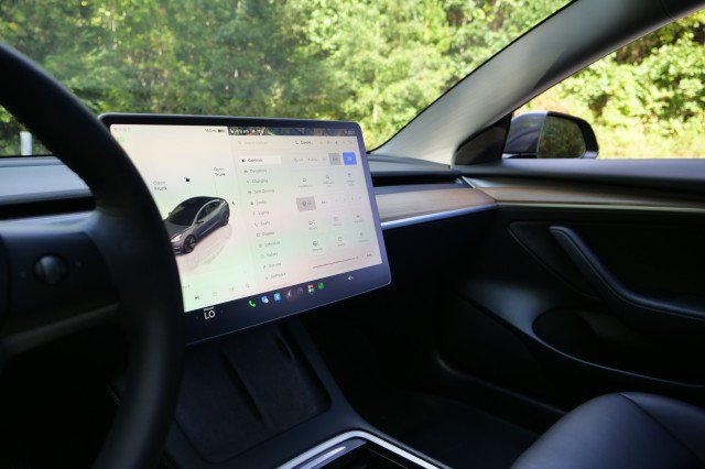 Used 2023 Tesla Model 3 Long Range AWD/4WD image 5