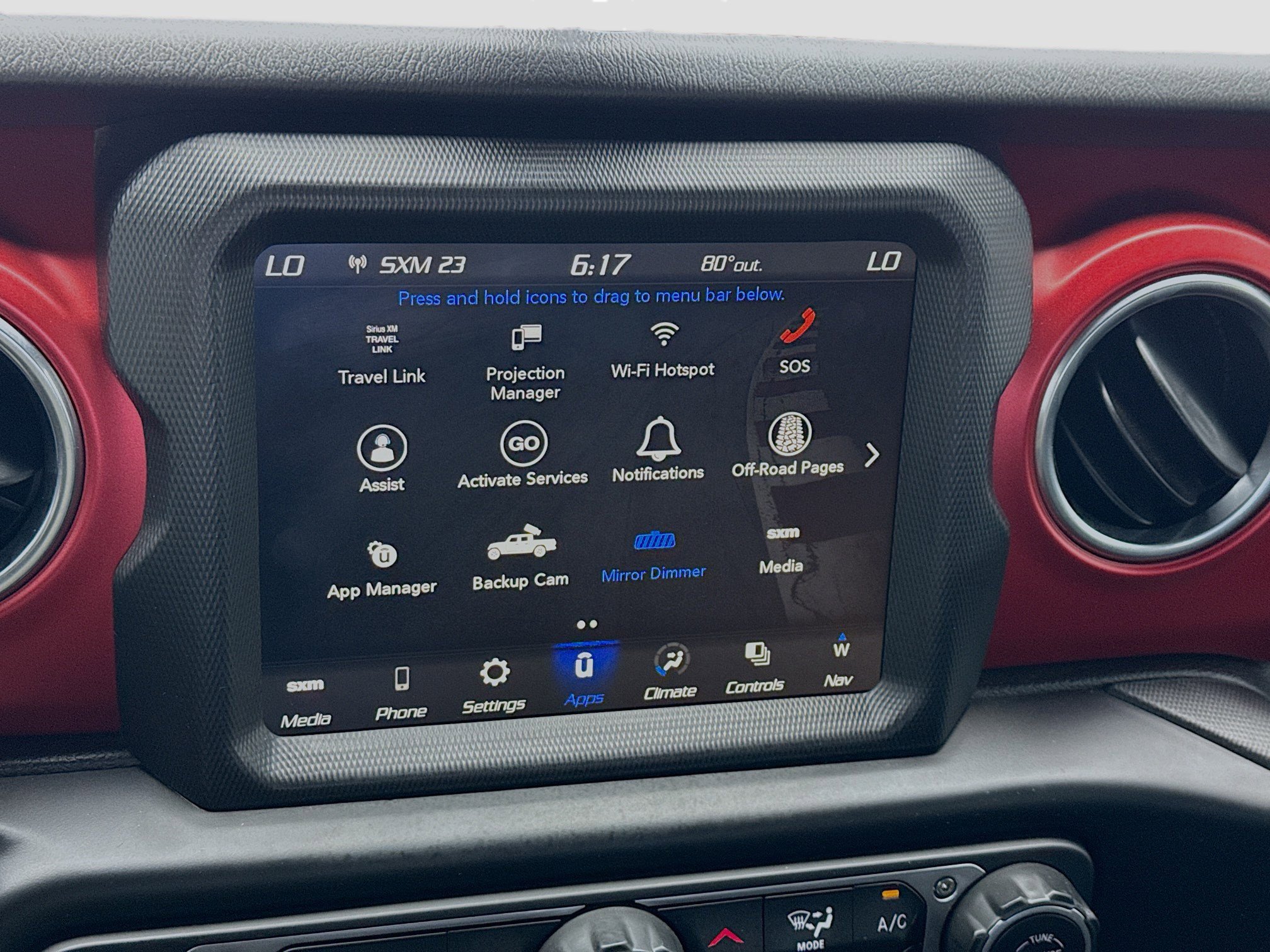 Used 2022 Jeep Gladiator Rubicon w/ LED Lighting Group AWD/4WD image 9