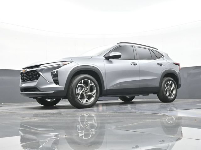 New 2026 Chevrolet Trax LT w/ Sunroof Package FWD image 50