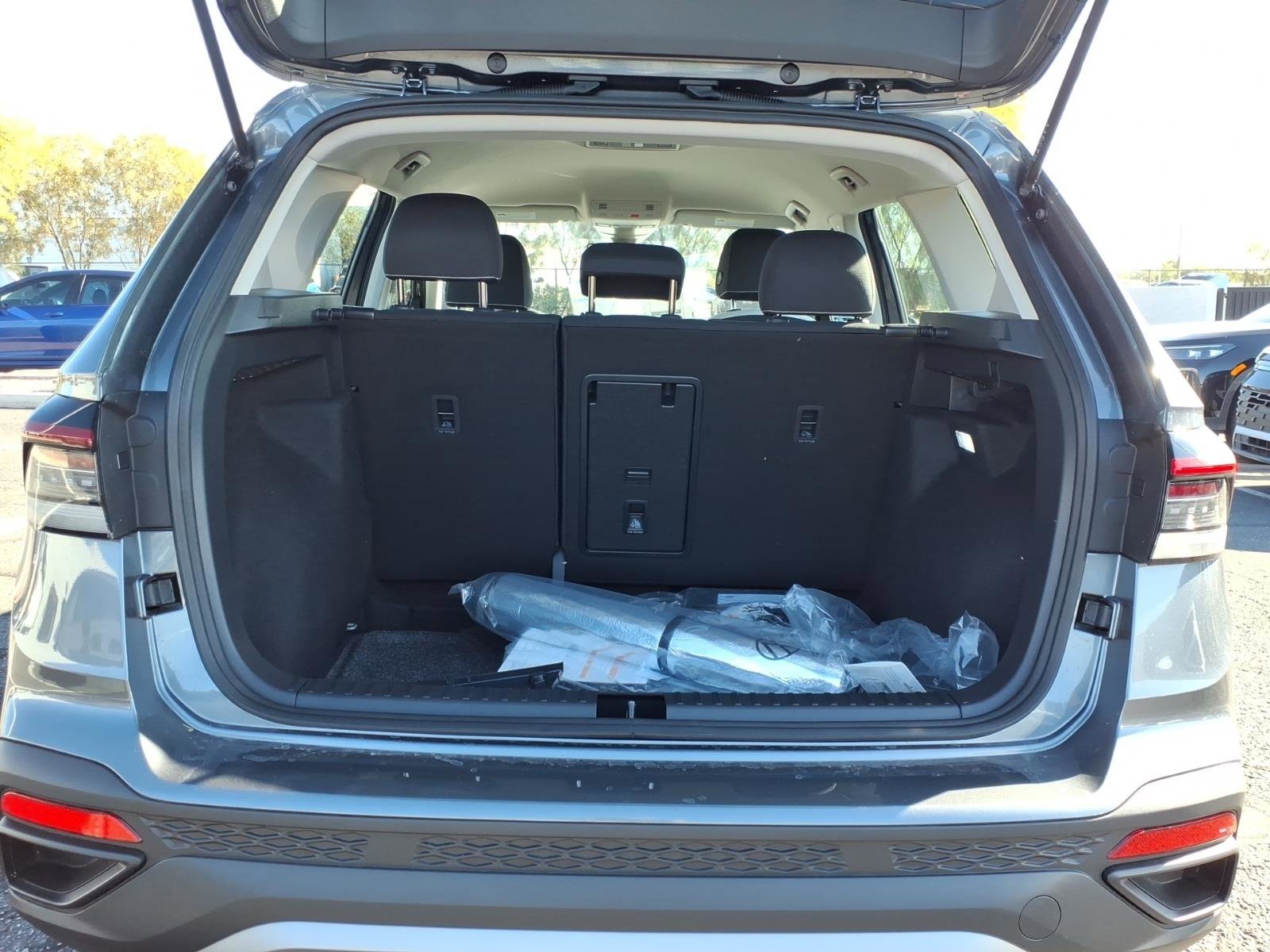 New 2026 Volkswagen Taos S image 8