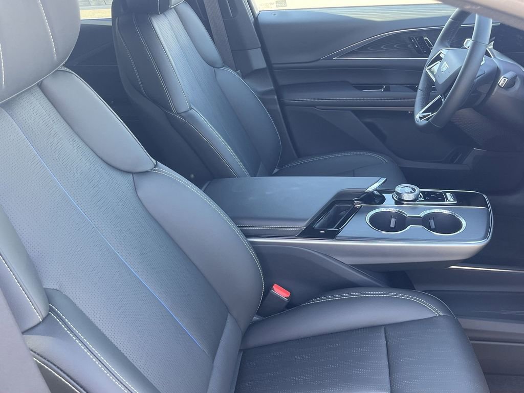 New 2025 Cadillac Lyriq Sport image 21
