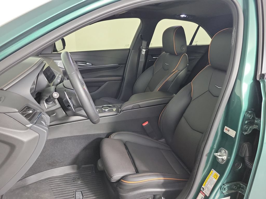 Used 2025 Cadillac CT4 V AWD/4WD image 17