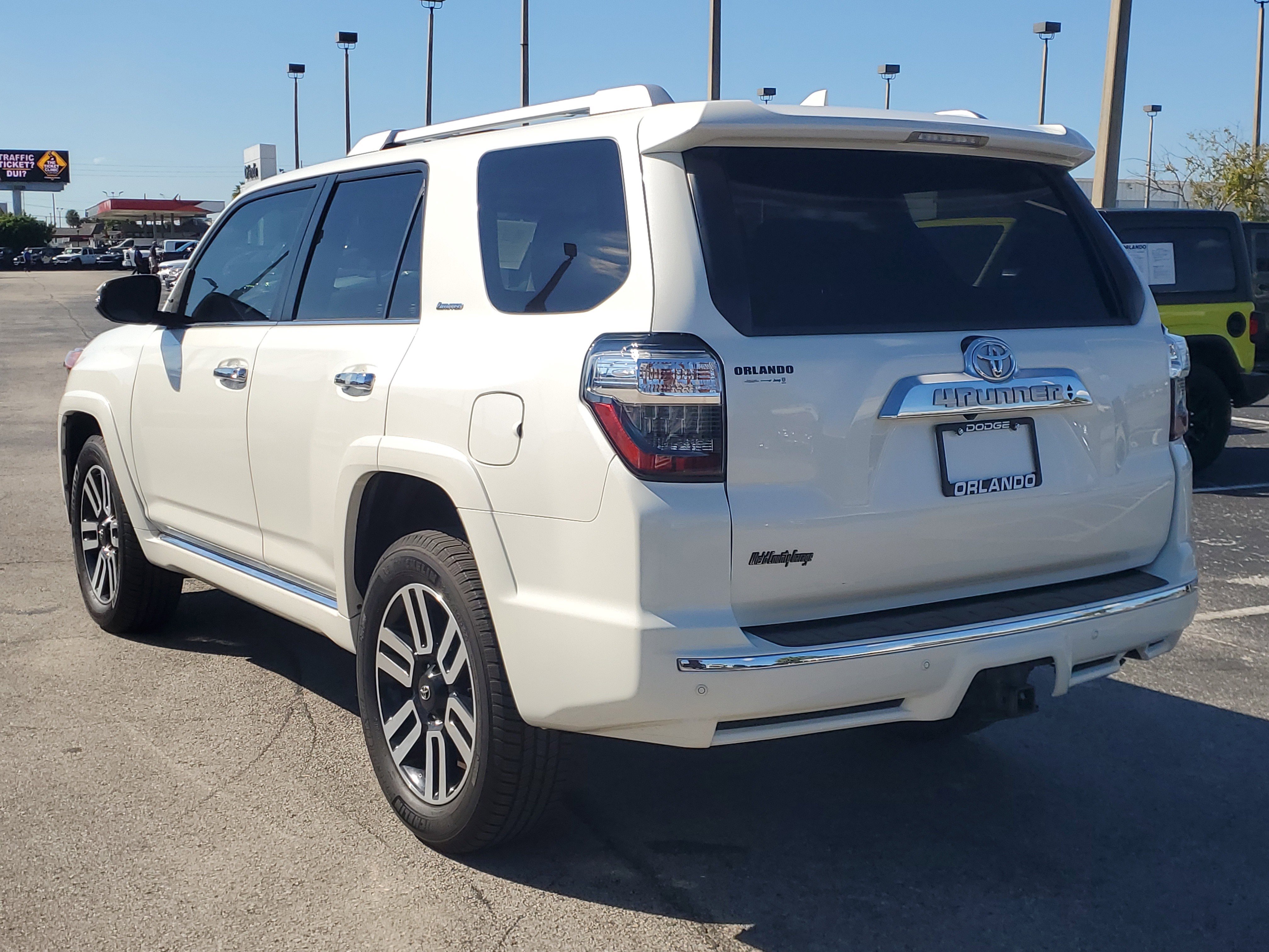 Used 2020 Toyota 4Runner 4WD image 8
