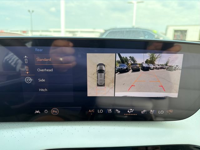 New 2026 Buick Enclave Avenir w/ Super Cruise Package AWD/4WD image 13