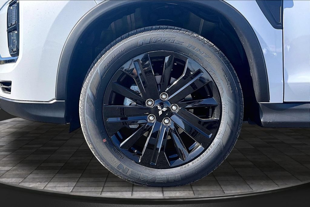 New 2027 Mitsubishi Outlander Sport LE AWD/4WD image 11