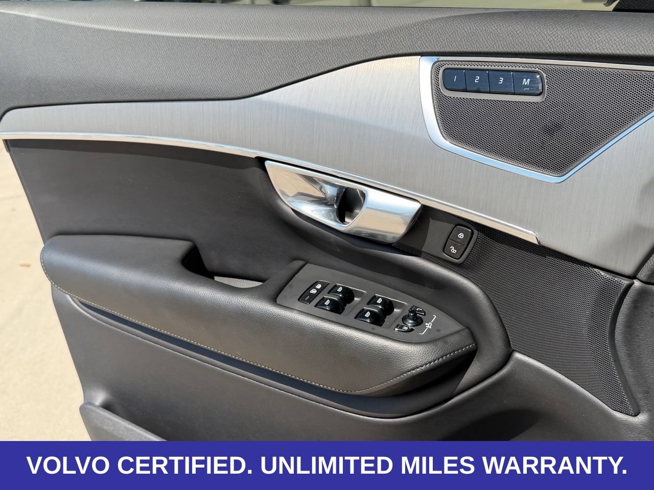 Certified 2023 Volvo XC90 B5 Core w/ Climate Package AWD/4WD image 27