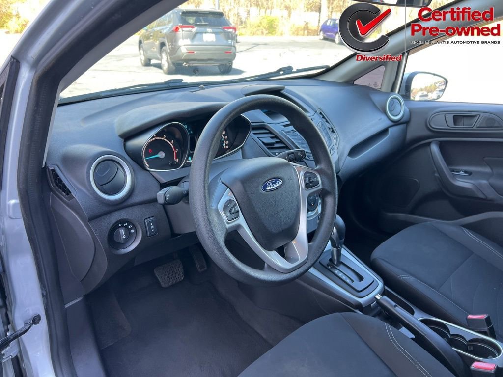 Used 2019 Ford Fiesta SE FWD image 40