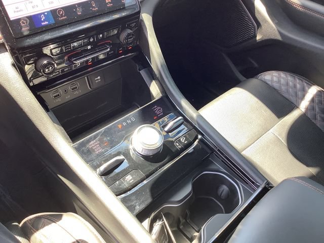 Used 2024 Jeep Grand Cherokee Summit AWD/4WD image 18