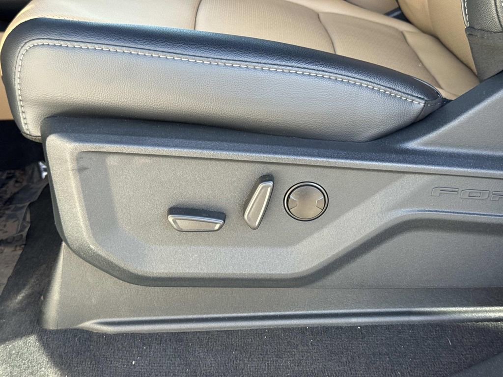 New 2025 Ford F350 Lariat w/ Lariat Ultimate Package image 20