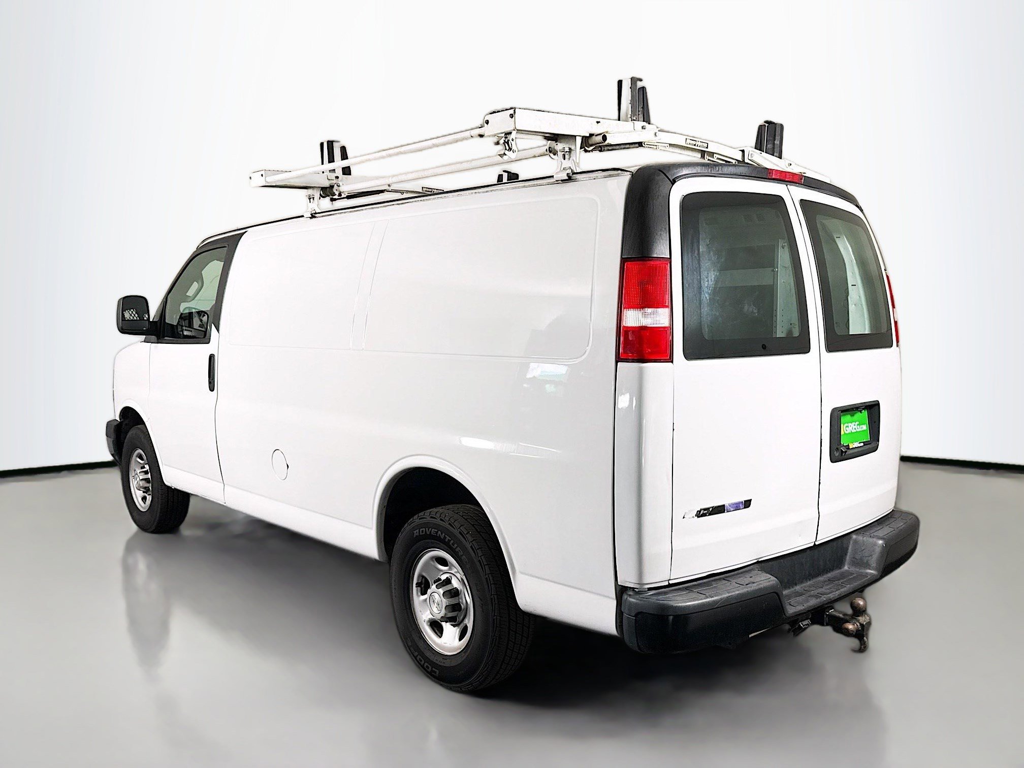 Used 2021 Chevrolet Express 2500 w/ Driver Convenience Package RWD image 7