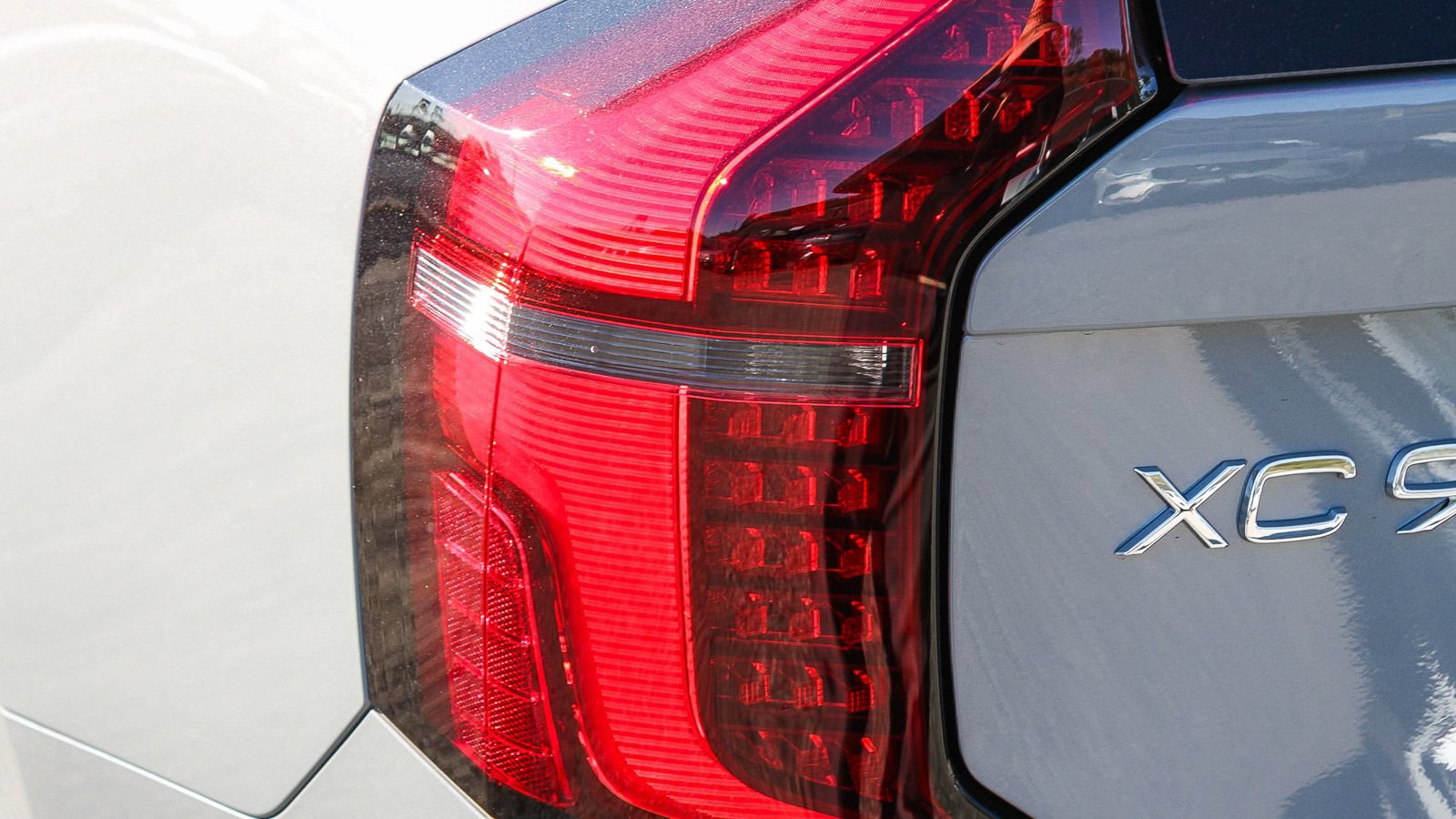 New 2026 Volvo XC90 T8 Ultra w/ Protection Package Premier AWD/4WD image 9