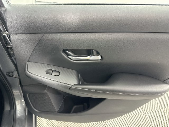 Used 2020 Nissan Sentra SV FWD image 25
