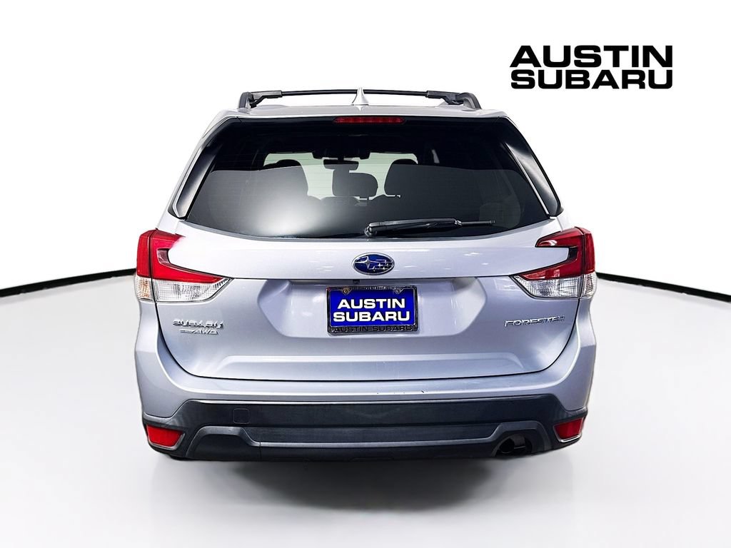 Used 2020 Subaru Forester Premium AWD/4WD image 6
