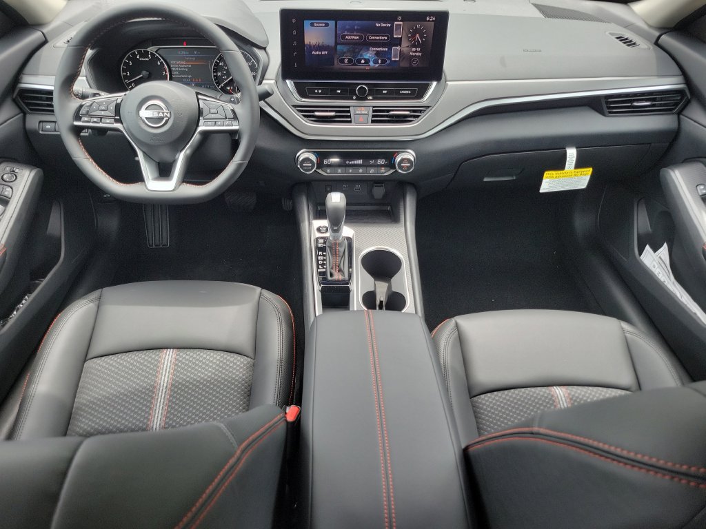 New 2026 Nissan Altima 2.5 SR FWD image 17