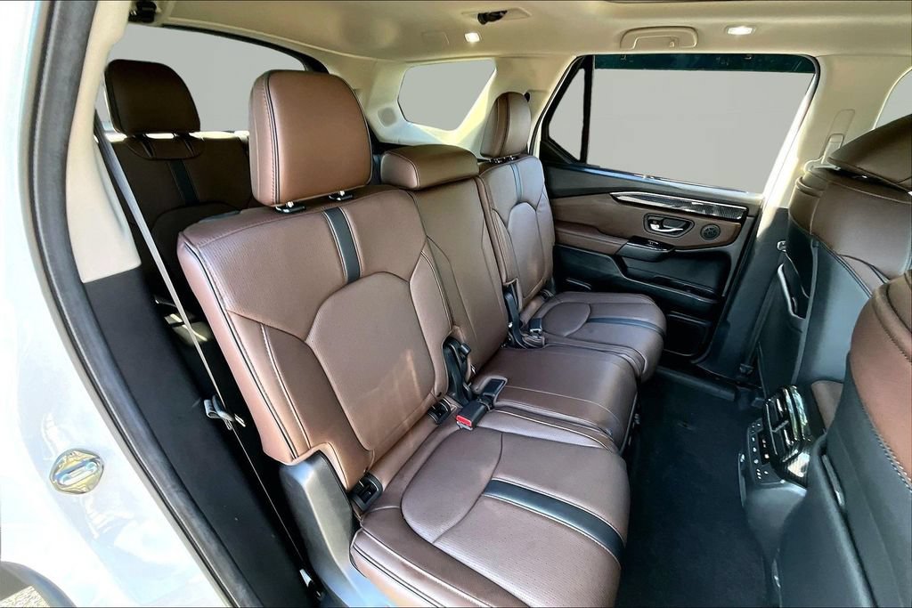 Certified 2024 Honda Pilot Elite image 17
