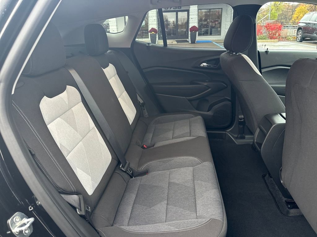 Certified 2024 Chevrolet Trax LS w/ Driver Confidence Package image 24