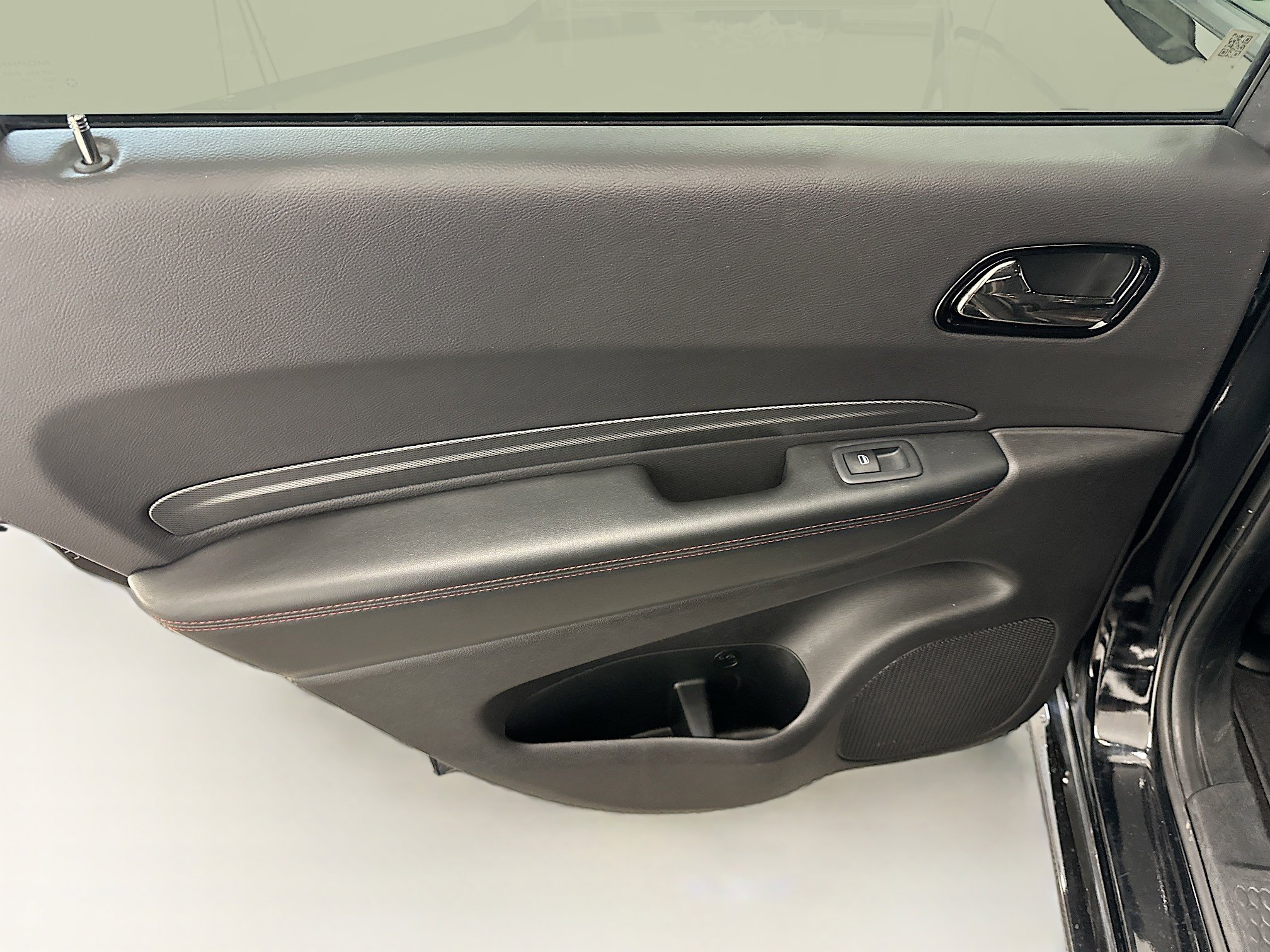 Used 2025 Dodge Durango GT image 27