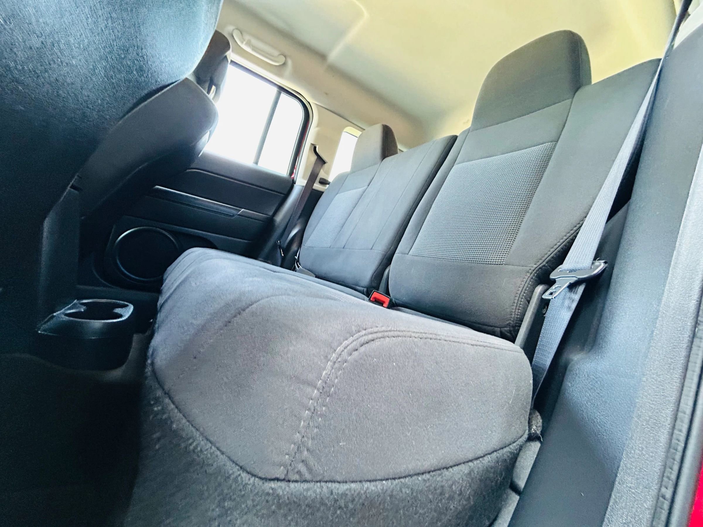 Used 2016 Jeep Patriot Sport w/ Power Value Group AWD/4WD image 32