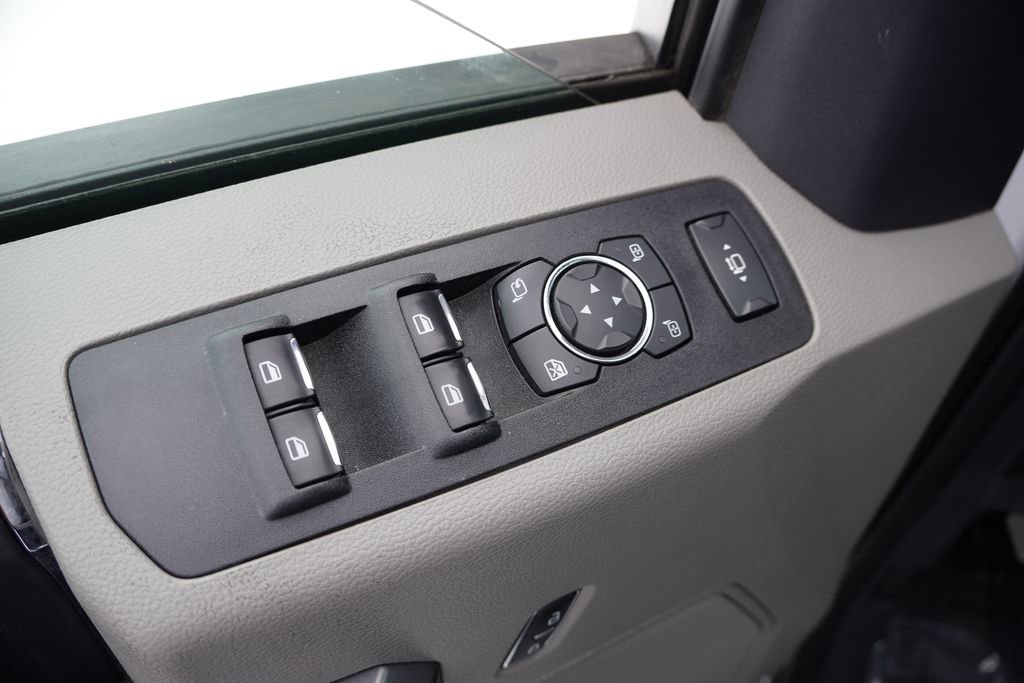 Used 2022 Ford F350 XLT image 19