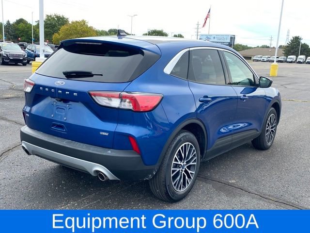 Used 2022 Ford Escape SE image 3