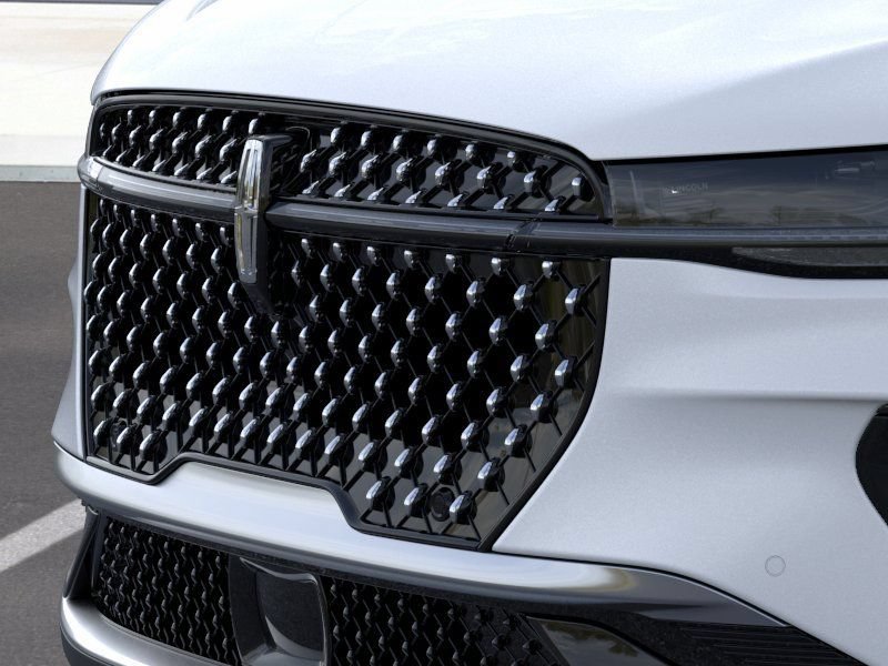 New 2026 Lincoln Nautilus Premier AWD/4WD image 39
