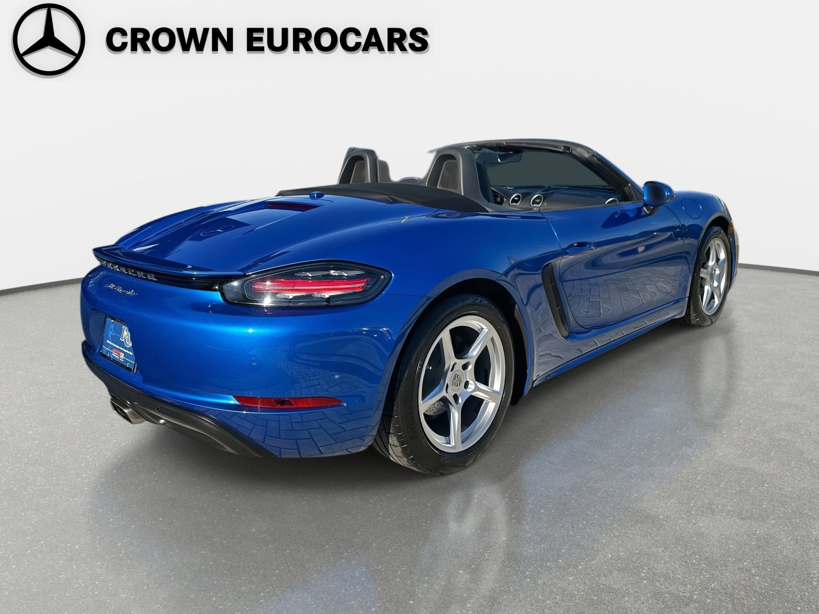 Used 2017 Porsche 718 Boxster Base image 4