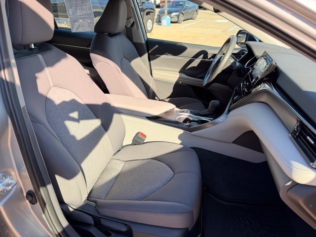 Used 2024 Toyota Camry LE w/ Convenience Package AWD/4WD image 16