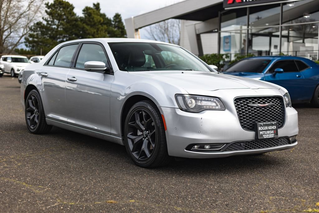 Used 2023 Chrysler 300 S RWD image 8