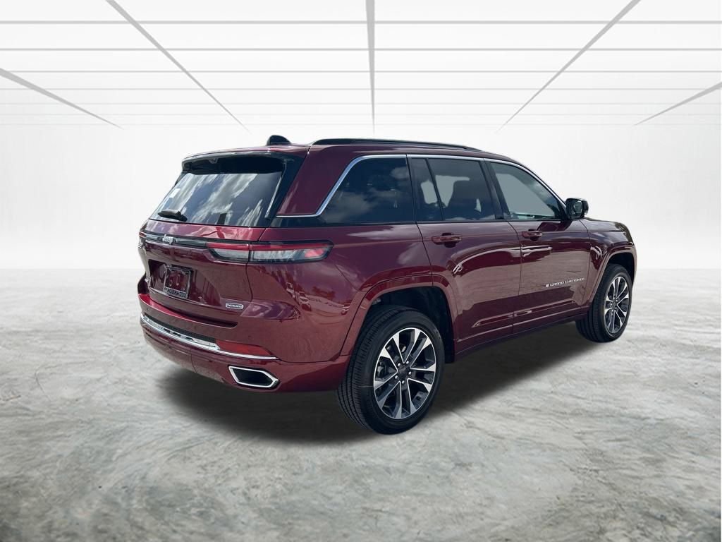 New 2025 Jeep Grand Cherokee Overland w/ Luxury Tech Group IV image 4