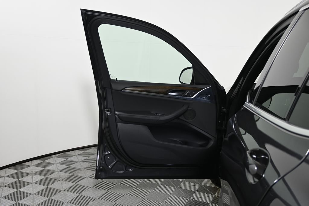 Used 2019 BMW X3 xDrive30i w/ Driving Assistance Package image 28