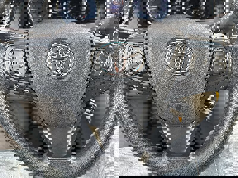 Used 2017 Toyota Camry LE image 44