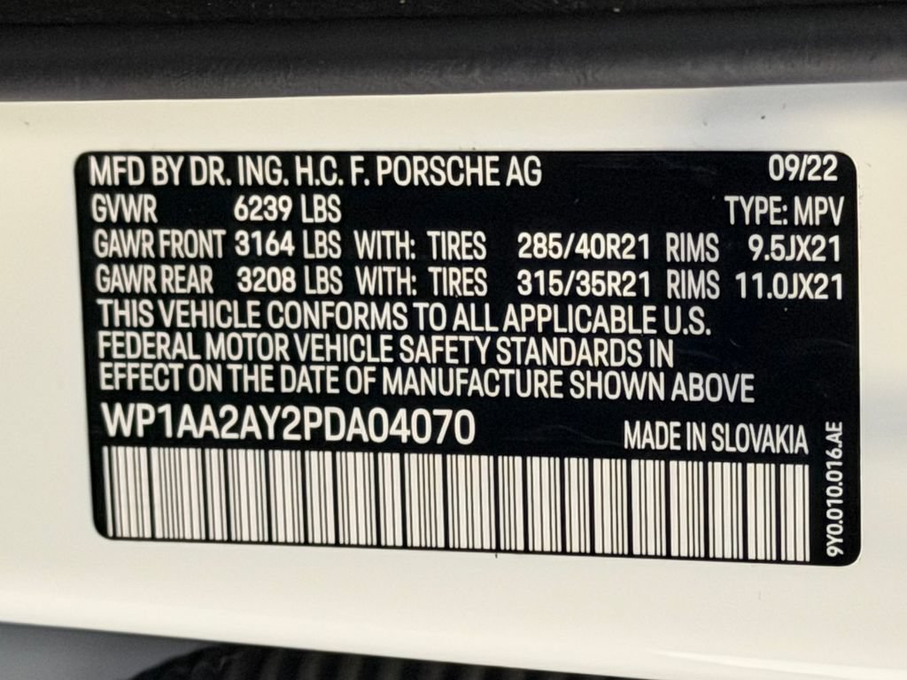 Certified 2023 Porsche Cayenne Platinum Edition AWD/4WD image 26