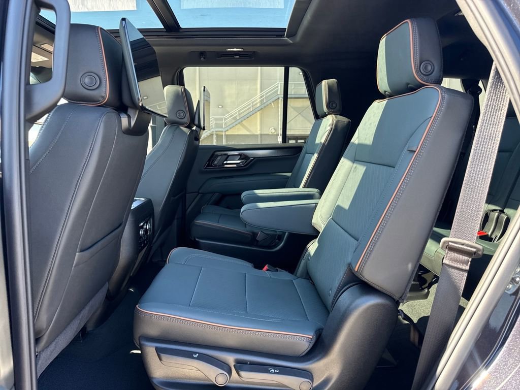 New 2026 GMC Yukon AT4 w/ AT4 Premium Plus Package image 15