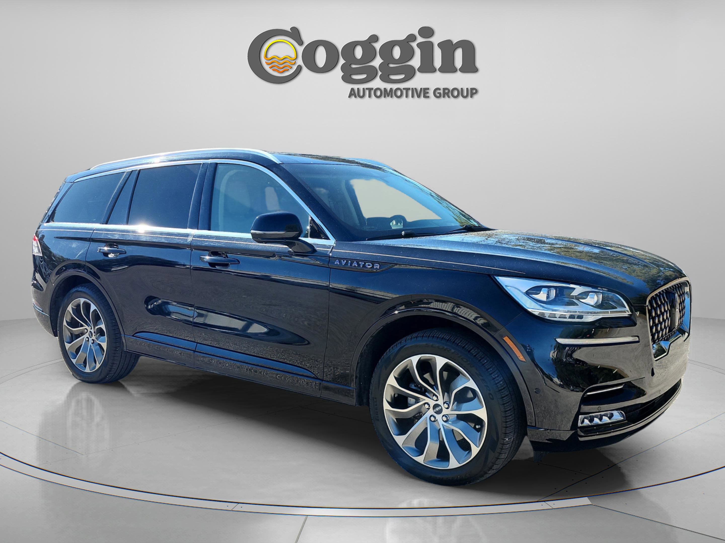 Used 2021 Lincoln Aviator Grand Touring w/ Equipment Group 301A AWD/4WD image 8