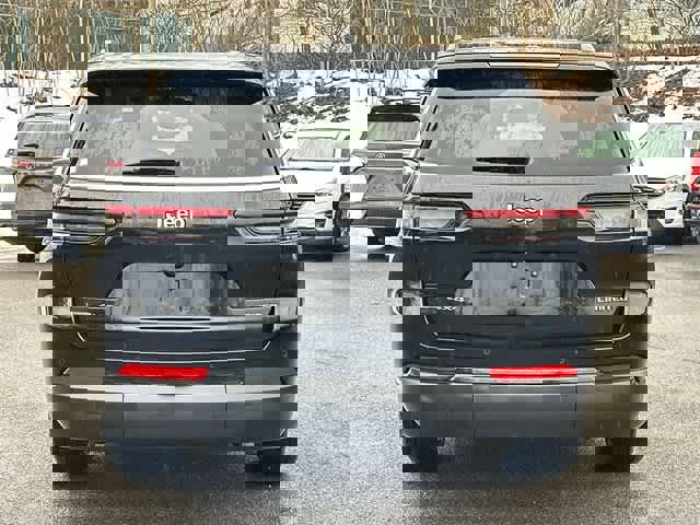 Used 2021 Jeep Grand Cherokee L Limited image 4