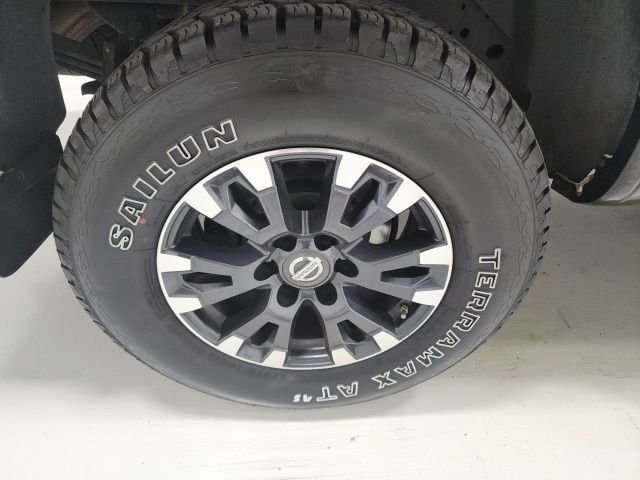 Used 2018 Nissan Titan PRO-4X w/ Pro-4x Convenience Package AWD/4WD image 38