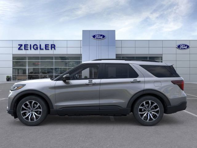 New 2026 Ford Explorer ST-Line image 3