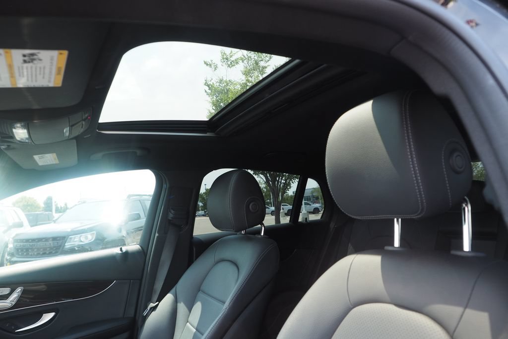 Used 2020 Mercedes-Benz GLC 300 4MATIC Coupe image 15