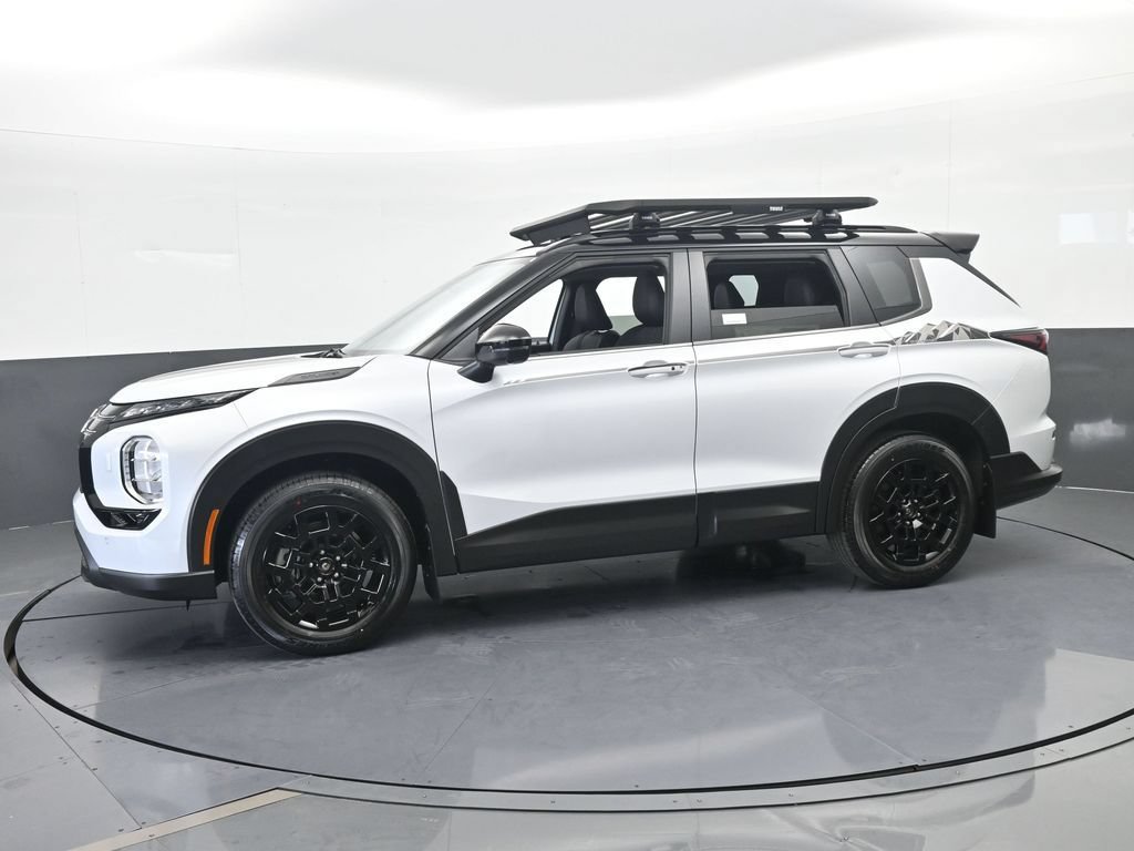 New 2026 Mitsubishi Outlander AWD video 2