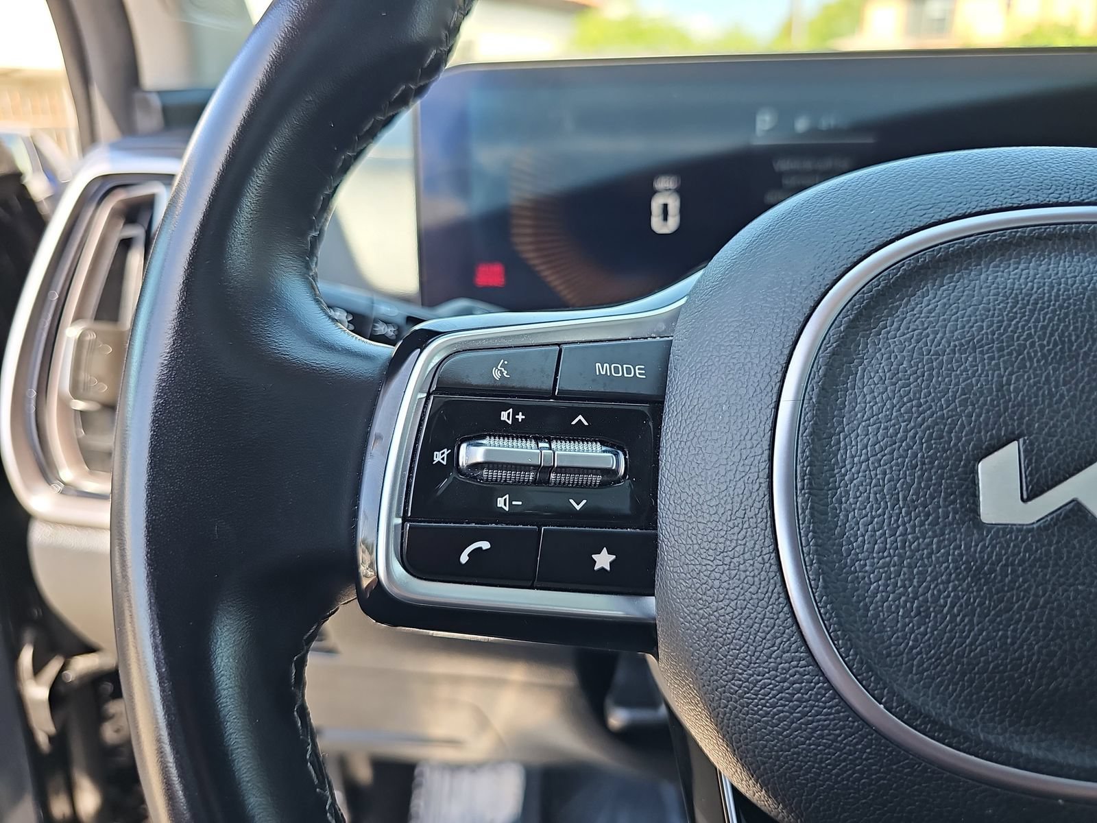 Used 2024 Kia Sorento X-Line EX AWD/4WD image 19