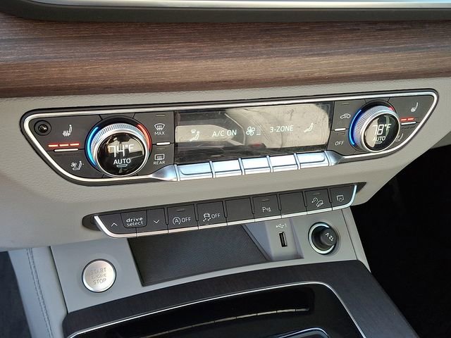 Certified 2023 Audi Q5 2.0T Premium Plus w/ Premium Plus Package image 19