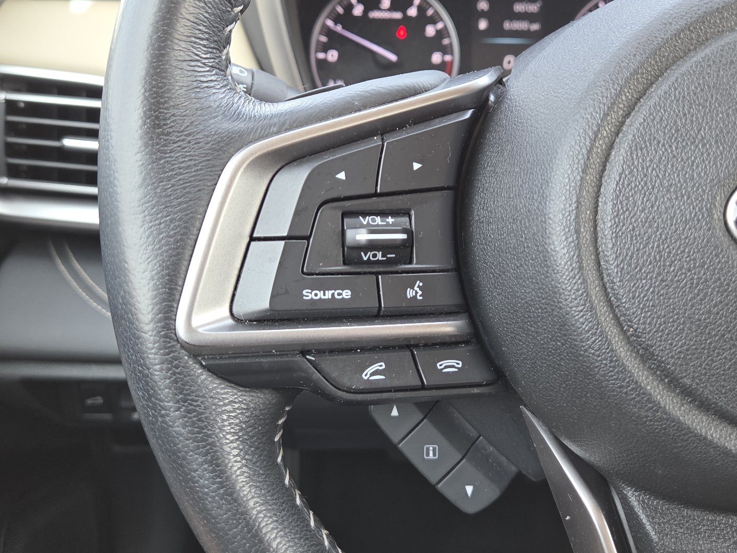 Used 2021 Subaru Outback Limited XT AWD/4WD image 33