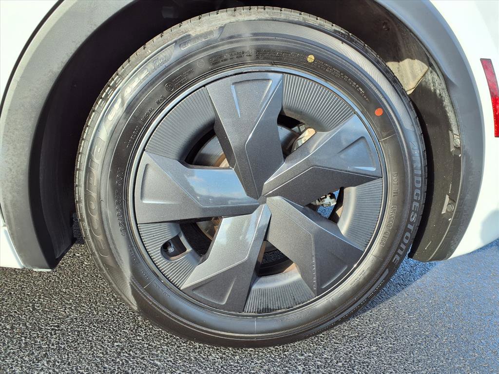 Used 2025 Toyota Prius Limited image 31