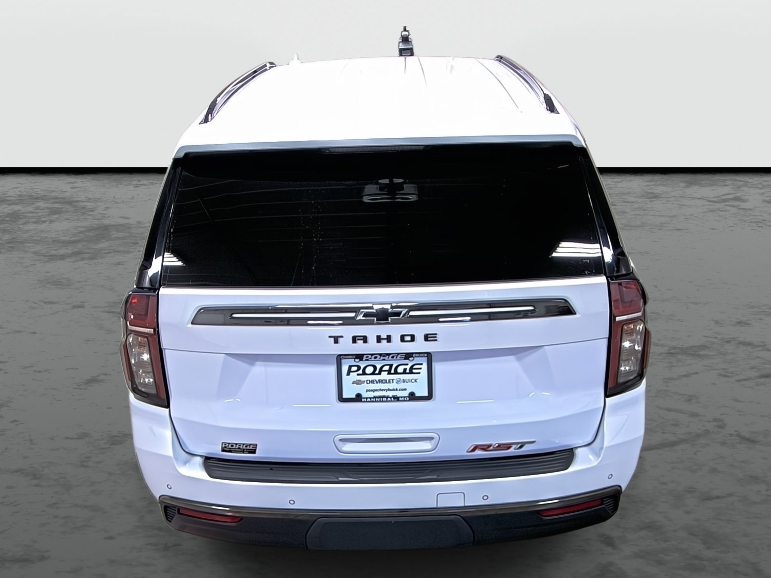 Used 2022 Chevrolet Tahoe RST w/ Luxury Package AWD/4WD image 3