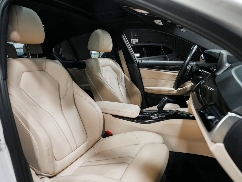 Used 2018 BMW 530i xDrive image 33