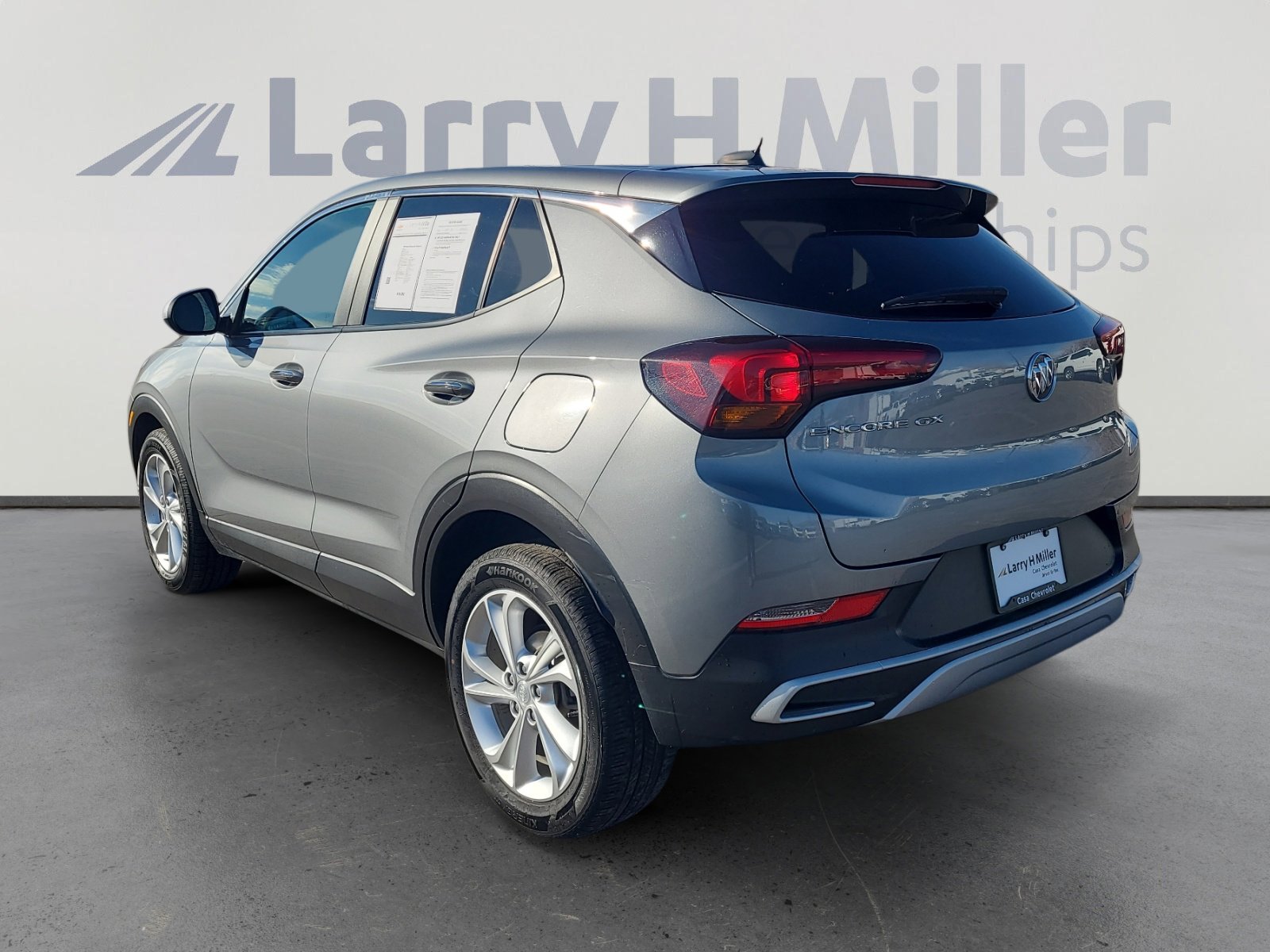 Used 2023 Buick Encore GX Preferred image 3
