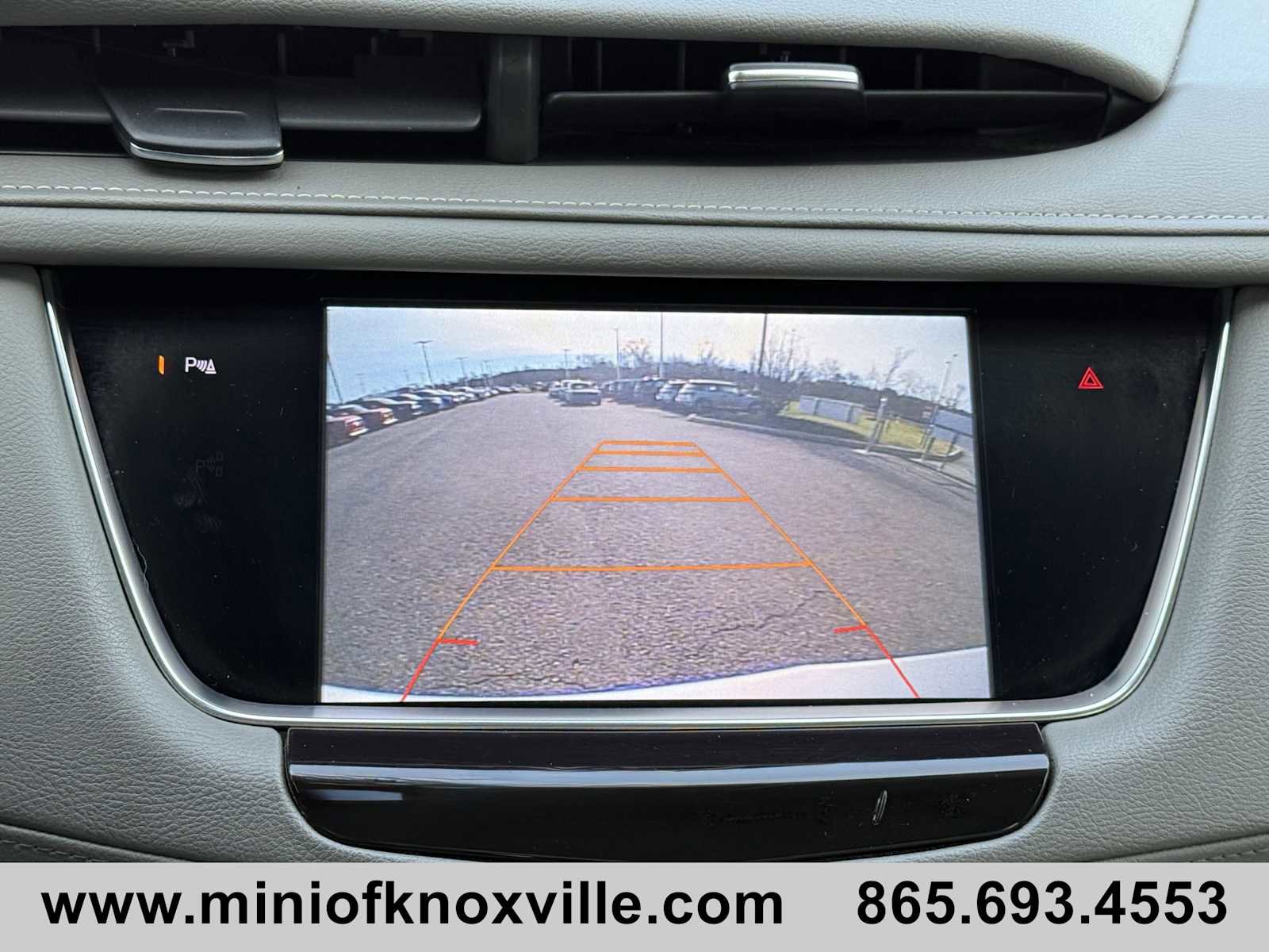 Used 2017 Cadillac XT5 Luxury w/ Driver Awareness Package image 30