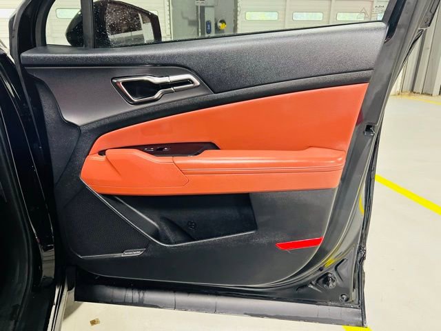 Used 2023 Kia Sportage SX image 37