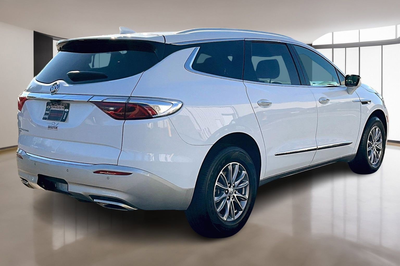 Used 2024 Buick Enclave Premium image 6