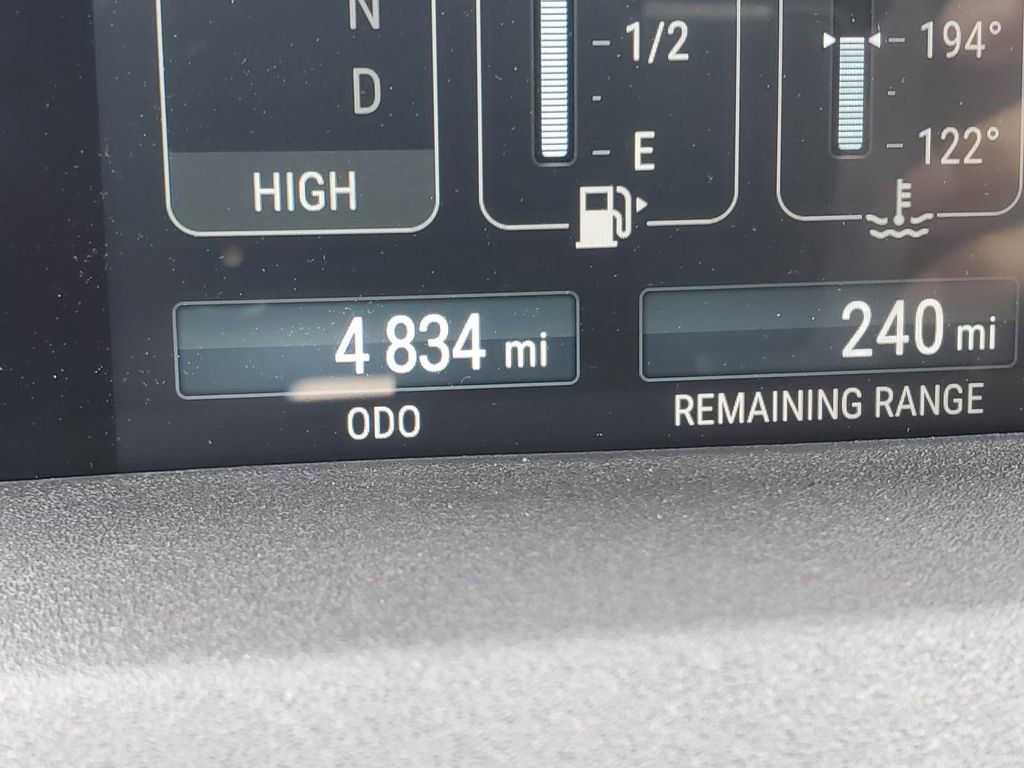 Used 2025 INEOS Grenadier AWD/4WD image 29